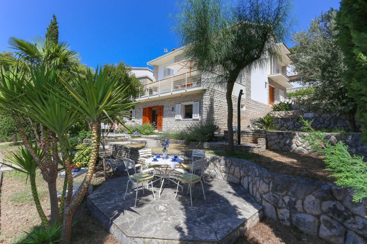 Secret Garden Barada Beach Apartment Trogir Exterior photo